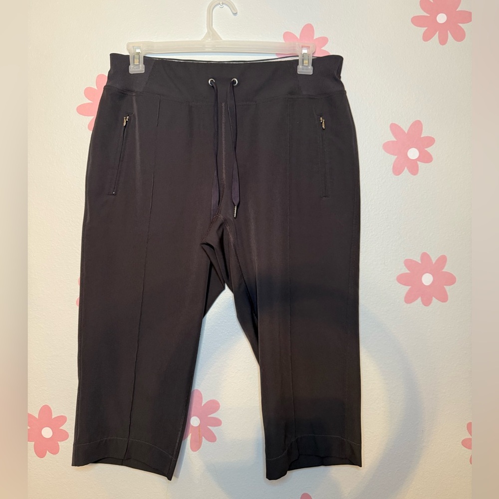 Calvin Klein Performance Charcoal Capris